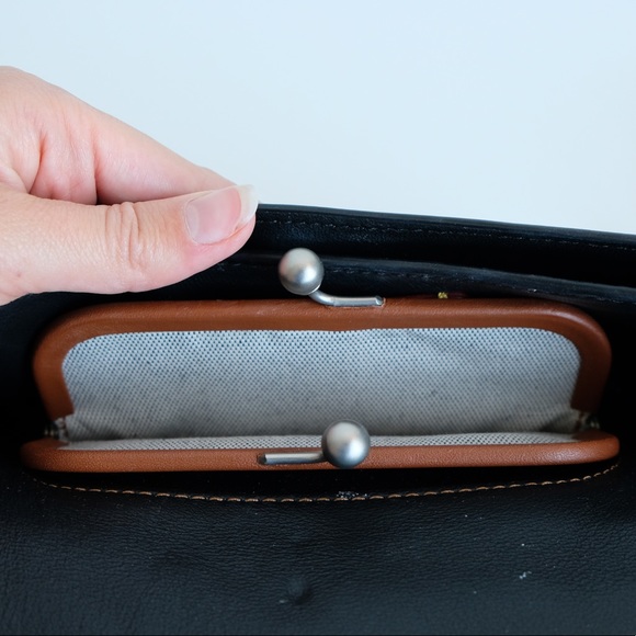 Unique leather Coach purse - Picture 8 of 9